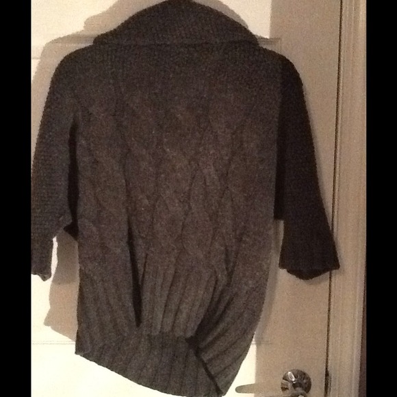 Great gray wool sweater super cute soft and warm! - Picture 2 of 2