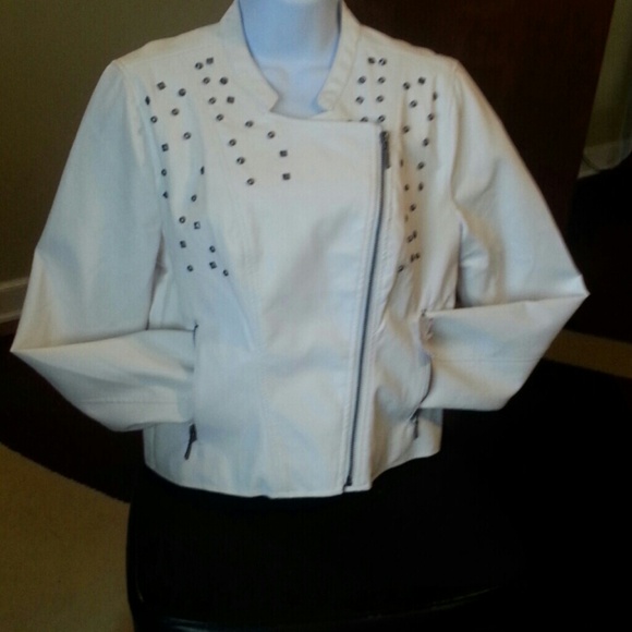 Large Cream junior jacket.