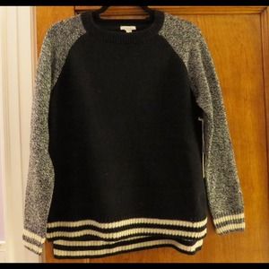 🌟Forever 21 Heather Grey Sleeve Sweater🌟