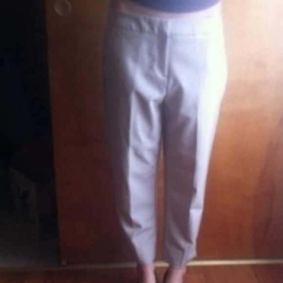 Capri pants beige