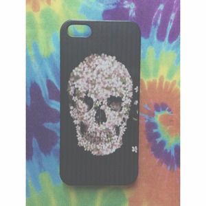 Flower Skull Snap-On iPhone 5/5S Case.