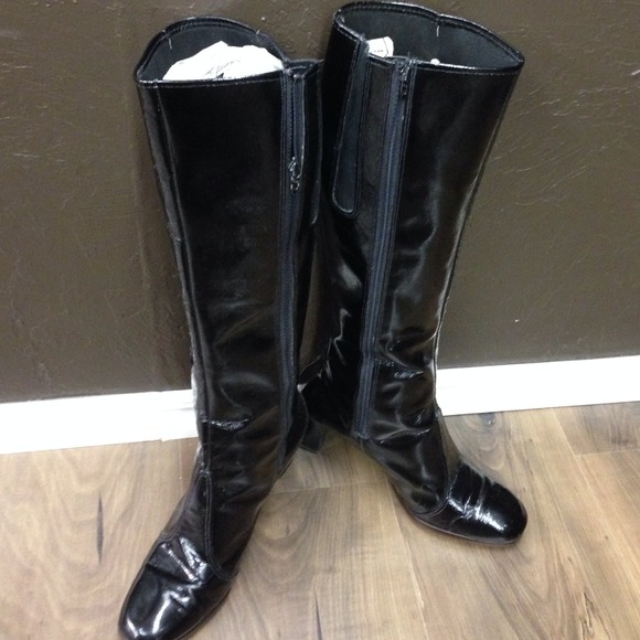 😘😘SOLD super sexy knee high boots😘😘😘