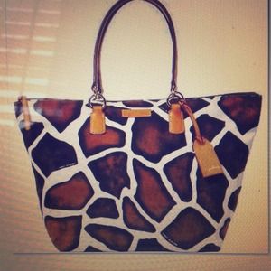 Brand new Dooney and Bourke