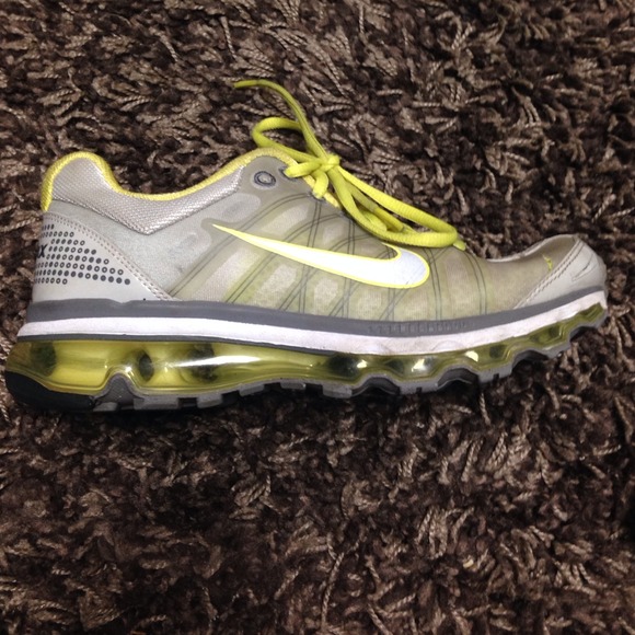 Nike air max tennis shoes - Picture 2 of 3