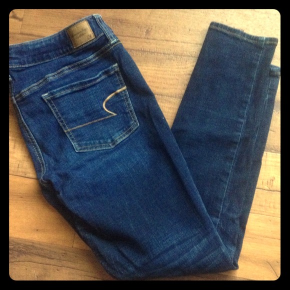 AMERICAN EAGLE JEGGINGS