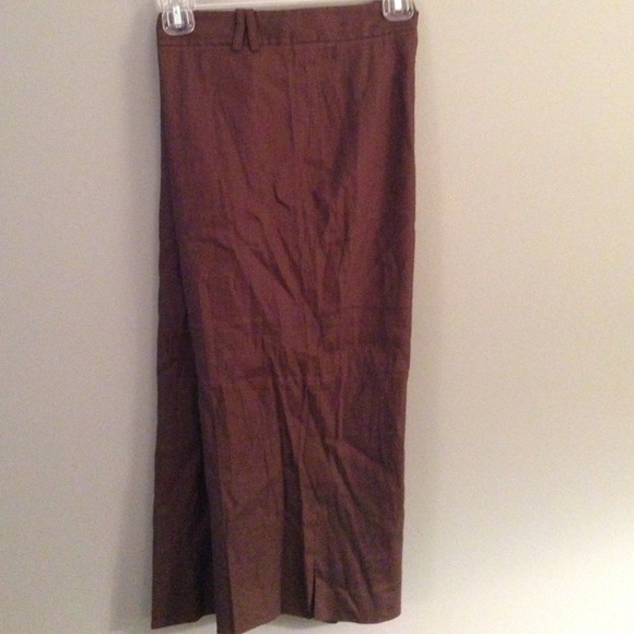 Brown linen capris