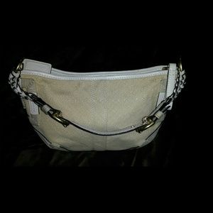 NEW COACH BAG perfect for summer beach days