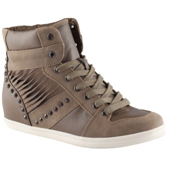 Women's Studded Wedge Sneakers