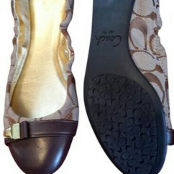 Coach flats