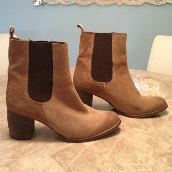 Jeffrey Campbell Suede Tan Boots