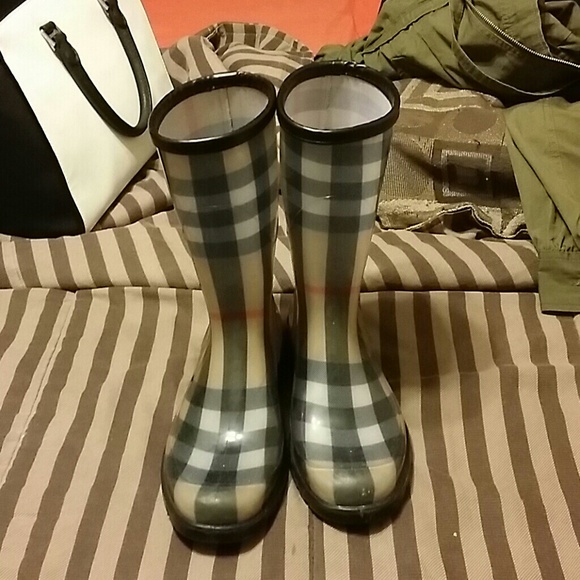 Ankle Burberry rain boots