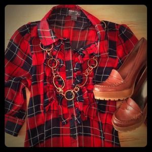 SOLD!⭐️Sheer plaid top