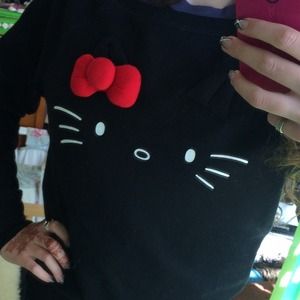 SOLD✨Hello Kitty sweatshirt
