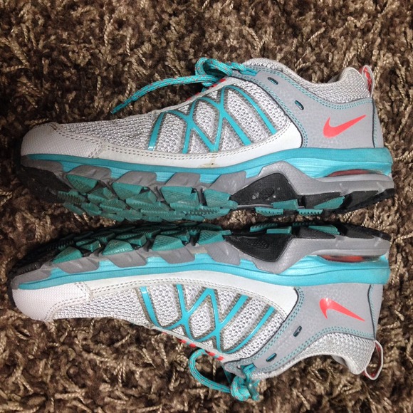 Nike trail ridge 2 tennis shoes - Picture 3 of 4