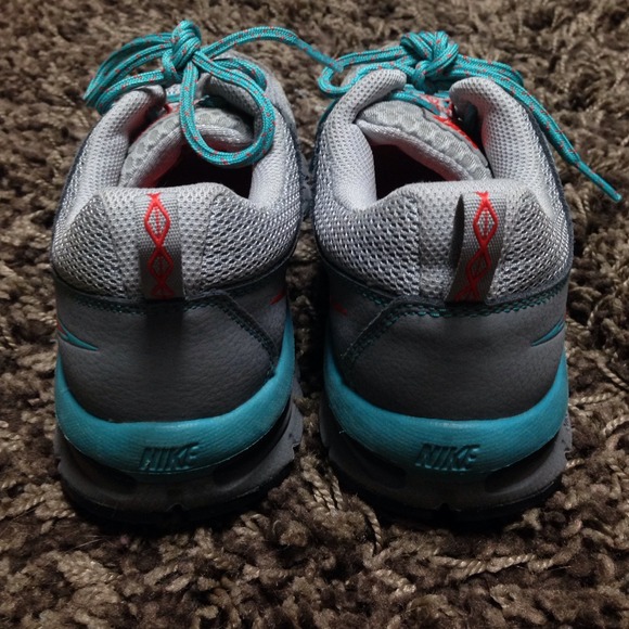 Nike trail ridge 2 tennis shoes - Picture 4 of 4