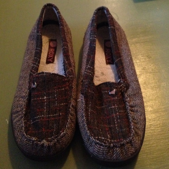 Roxy casual slip-ons.