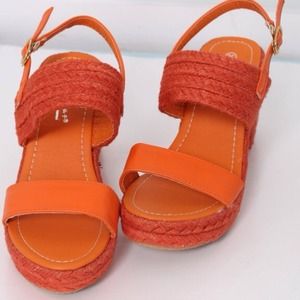 New Special Super Lovely weave orange Sandals