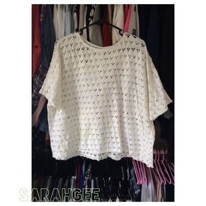 White Pull Over Boxy Shirt