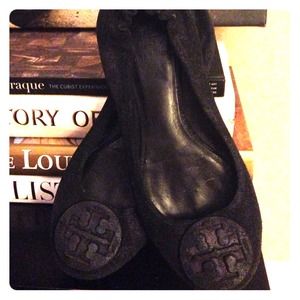 Black shimmer Tory Burch Reva flat 100% authentic