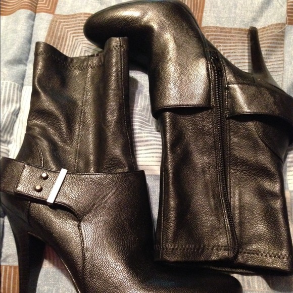 **Sold On eBay** Nine West bootie - Picture 3 of 4