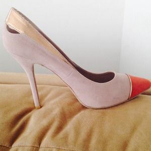 Stylish Anne Michelle pumps!! **MUST HAVE