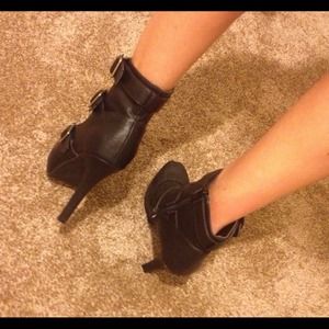 Ankle Boots extra pics
