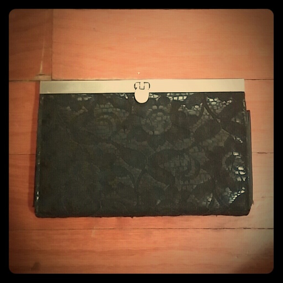 Lace wallet - Picture 1 of 2