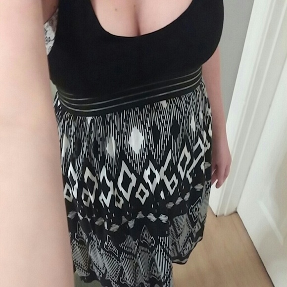 Forever 21 dress - Picture 2 of 2