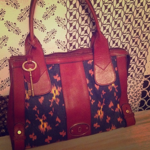 Practically New Fossil Bag ❤️