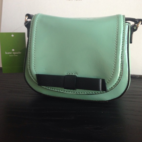 kate spade Handbags - 🎉HP🎉💥FLASHSALE $85💥 Kate Spade Chelsea Park