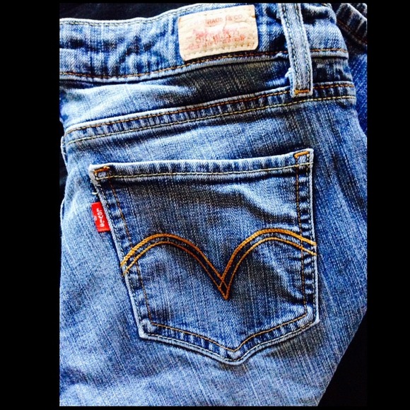 Levi's 524's SuperLows - Picture 2 of 2