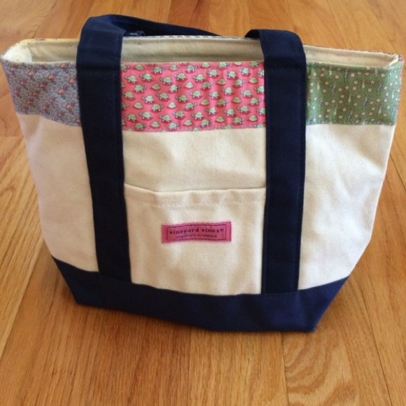 Vineyard vines tote bag