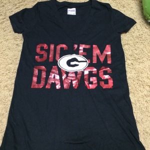 VS Pink University of Georgia Black V-neck