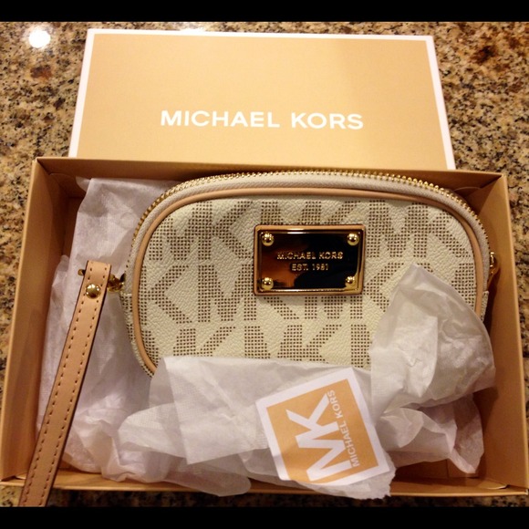 Michael Kors double zipper wallet/phone wristlet