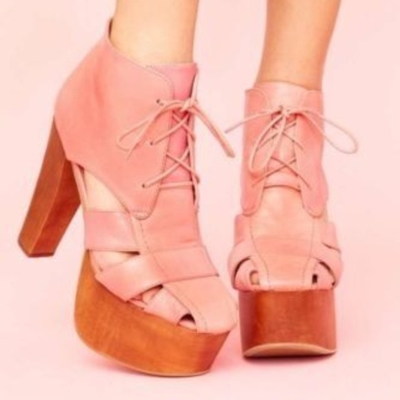 Jeffrey Campbell Ford Cutout Platform in Pink
