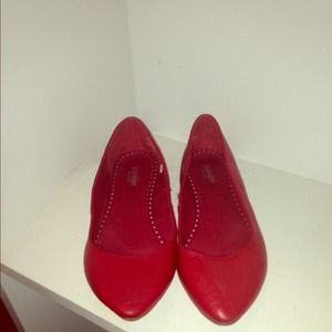 Red Size 8.5 flats