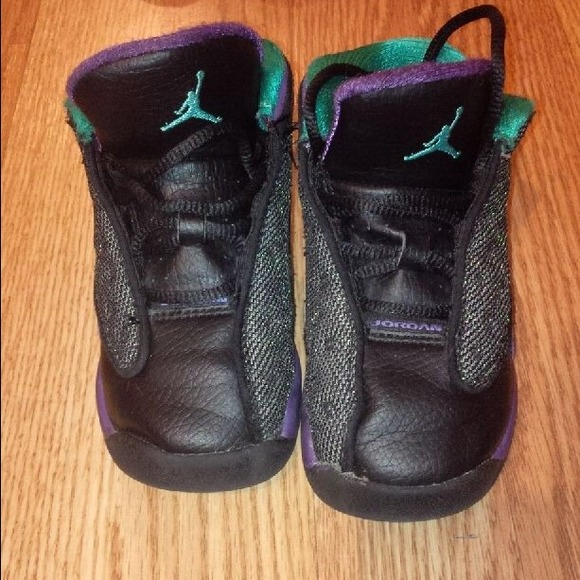 Baby girl grape 13s
