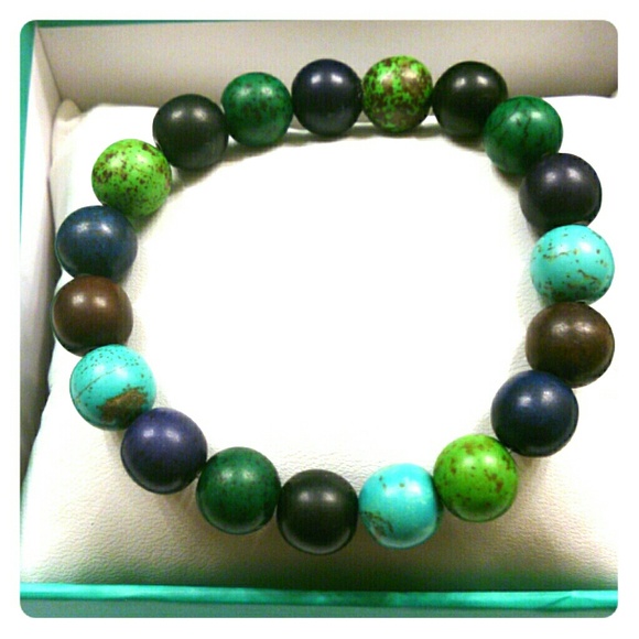 Bracelet.