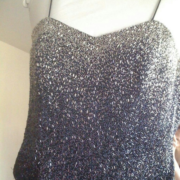 Black and Grey Gown - Picture 2 of 2