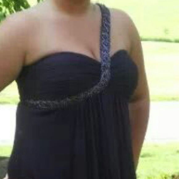 Cache Plum Formal/Prom dress - Picture 2 of 3