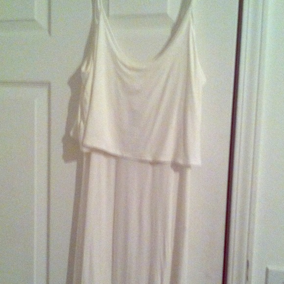 White maxi dress