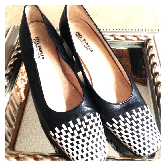 Joel Parker Florence Italy b&w leather heels.