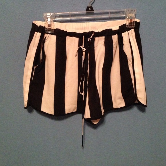 Forever 21 Pants - f21 striped shorts