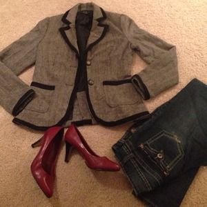 Sophisticated & Cute Jacket/Blazer 💼