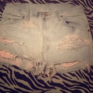 Light wash high waisted jean shorts