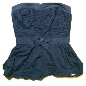 SOLD✨Stapless Hollister Top