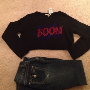 Comic 'Boom' Crop Sweater