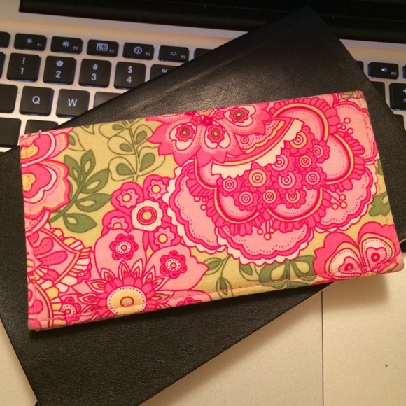 Vera Bradley Check Book Holder 🎀 - Picture 4 of 4