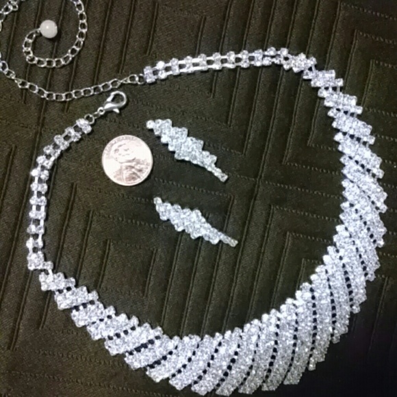 **Rhinestone Set. - Picture 2 of 2