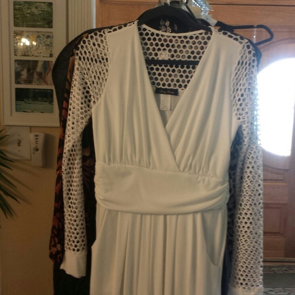 SOLD Jumpsuit - Picture 4 of 4